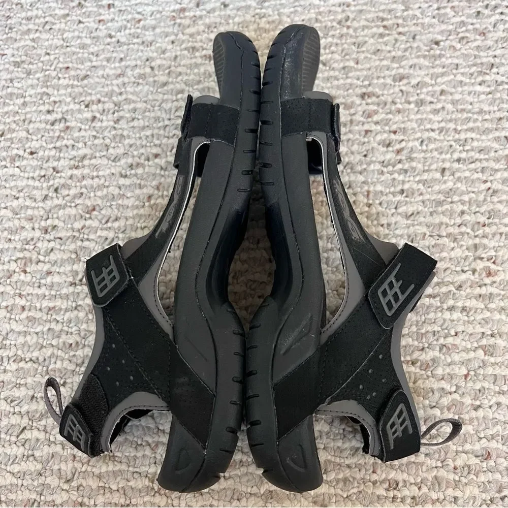 Teva Minam Hiking Sandal
